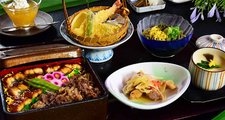 お昼のおすすめ膳のページへ